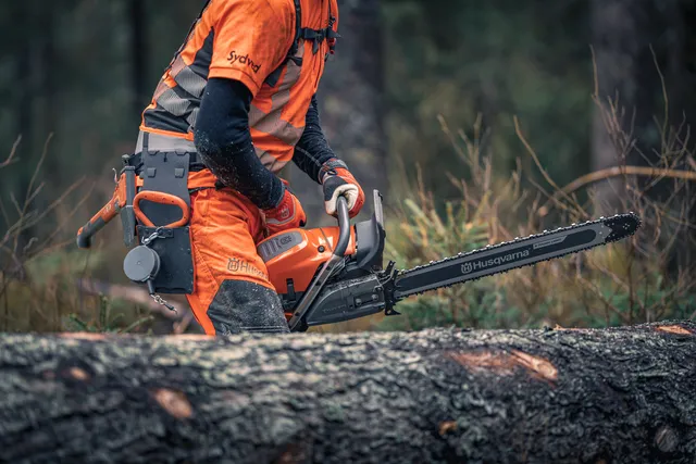 Husqvarna 592 XP Pilarka spalinowa łańcuchowa z modułem AutoTune Husqvarna 592 XP Pilarka spalinowa łańcuchowa z modułem AutoTune